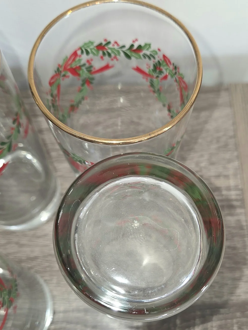 Set of 4 Vintage Libbey Irish Christmas Holly Wreath Ribbon Glasses Gold Trim SE
